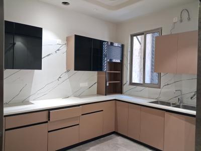 Kitchen Image of 1800 Sq.ft 3 BHK Builder Floor for sale in Paschim Vihar New Delhi for Rs. 36000000