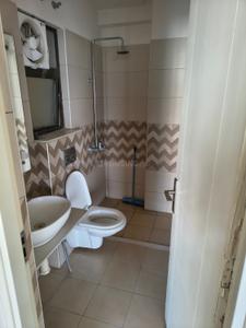 Bathroom Image of 931 Sq.ft 2 BHK Apartment / Flat for rent in Ashiana Tarang Phase 1, U.I.T. Bhiwadi for Rs. 14000