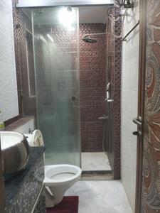 Common Bathroom Image of 1608 Sq.ft 3 BHK Apartment / Flat for sale in DLF Capital Greens Phase 1 And 2, Karampura New Delhi for Rs. 30000000