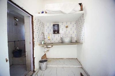 Kitchen Image of 1440 Sq.ft 4 BHK Independent House for sale in Amraiwadi Ahmedabad for Rs. 7500000