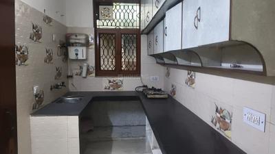 Kitchen Image of 1800 Sq.ft 3 BHK Builder Floor for rent in Sector 41 Noida for Rs. 42000
