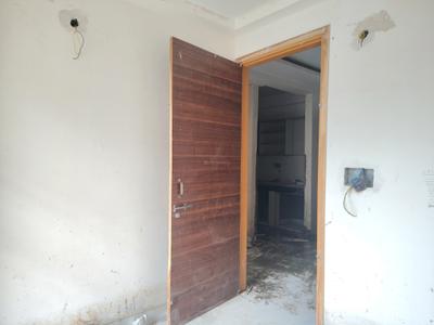 Bedroom Image of 650 Sq.ft 2 BHK Apartment / Flat for sale in Sangam Vihar New Delhi for Rs. 3600000