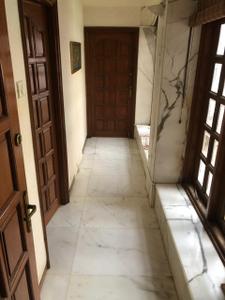 Balcony Image of 1800 Sq.ft 3 BHK Apartment / Flat for sale in Juhu Mumbai for Rs. 150100000