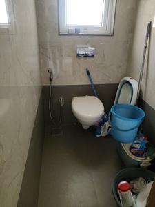 Common Bathroom Image of 420 Sq.ft 1 BHK Apartment / Flat for rent in Marathon Neohomes Neohills, Bhandup West Mumbai for Rs. 22000