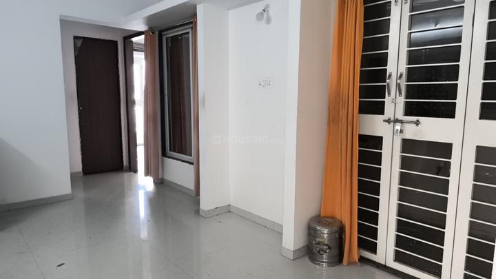 Pradnyesh Probo Prolix Pride Main Image 1