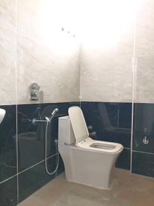 Common Bathroom Image of 1070 Sq.ft 2 BHK Apartment / Flat for sale in RT Nagar Bengaluru for Rs. 7200000