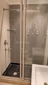 Bathroom Image of 2000 Sq.ft 3 BHK Builder Floor for sale in Sarvapriya Vihar New Delhi for Rs. 54500000