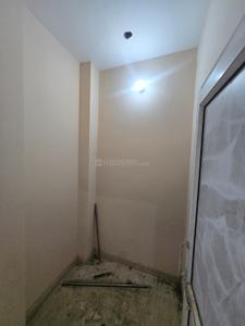 Image of 1272 Sq.ft 2.5 BHK Apartment / Flat for rent in Sector 70, Noida for Rs. 29000