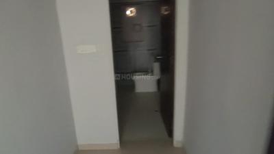 Bathroom Image of 1980 Sq.ft 3 BHK Apartment / Flat for rent in Paharia Varanasi for Rs. 28000