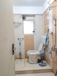 Common Bathroom Image of 1400 Sq.ft 3 BHK Apartment / Flat for sale in Anmol Towers, Goregaon West Mumbai for Rs. 37500000