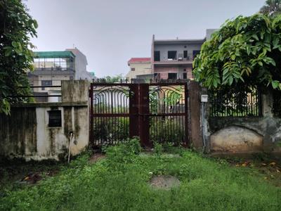 Image of 300 Sq.ft Residential Plot / Land for sale in Sigma 1, Greater Noida for Rs. 42000000