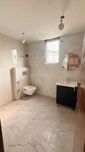 Bedroom Image of 1350 Sq.ft 4 BHK Apartment / Flat for sale in DLF Farms New Delhi for Rs. 18500000