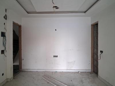 Living Room Image of 1050 Sq.ft 2 BHK Apartment / Flat for sale in Sector 101 Noida for Rs. 4300000
