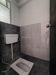 Bathroom Image of 635 Sq.ft 1 BHK Apartment / Flat for sale in Mantra Park View Phase 1 Building A1 A2, Dhayari Pune for Rs. 4600000