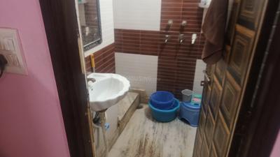 Image of 1000 Sq.ft 3 BHK Apartment / Flat for rent in Dwarka Mor, New Delhi for Rs. 17000