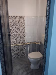 Bathroom Image of 1800 Sq.ft 3 BHK Independent House for rent in B B Kulam Madurai for Rs. 19000