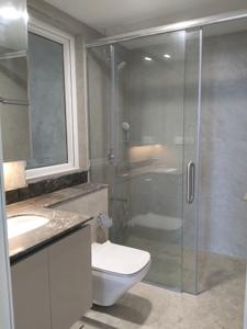 Common Bathroom Image of 1731 Sq.ft 2 BHK Apartment / Flat for sale in DLF One Midtown, Karampura New Delhi for Rs. 42400000