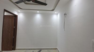 Bedroom Image of 700 Sq.ft 2 BHK Apartment / Flat for rent in Pitampura New Delhi for Rs. 30000