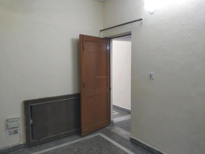 Bedroom Image of 700 Sq.ft 2 BHK Apartment / Flat for sale in Paschim Vihar New Delhi for Rs. 8000000