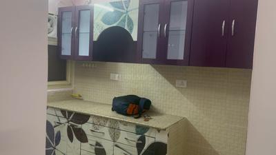 Kitchen Image of 1200 Sq.ft 2 BHK Apartment / Flat for rent in AWHO Vay Sector 8B G, Vrindavan Yojana Lucknow for Rs. 20000