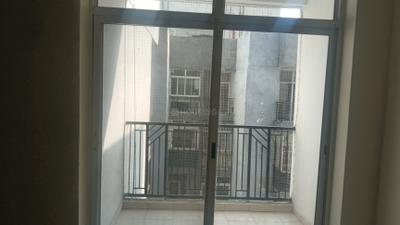 Balcony Image of 1140 Sq.ft 2.5 BHK Apartment / Flat for rent in Skytech Matrott, Sector 76 Noida for Rs. 30000