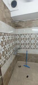 Bathroom Image of 600 Sq.ft 1 BHK Builder Floor for rent in Lajpat Nagar New Delhi for Rs. 35000
