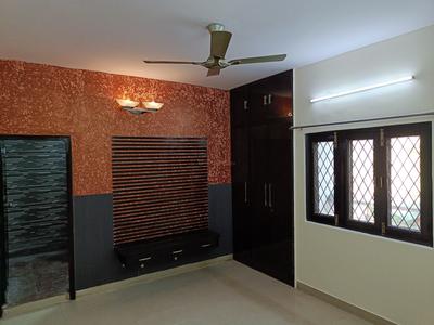 Bedroom Image of 2700 Sq.ft 6 BHK Duplex for sale in Kalkaji Extension New Delhi for Rs. 20000000