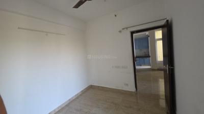 Bedroom Image of 859 Sq.ft 2 BHK Apartment / Flat for rent in Marina Suites , Mahurali Ghaziabad for Rs. 16500