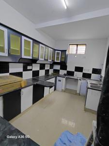 Kitchen Image of 1400 Sq.ft 3 BHK Builder Floor for rent in Halasuru Bengaluru for Rs. 70000