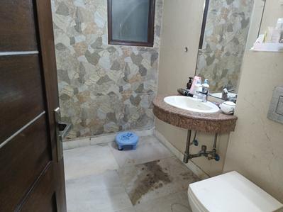 Image of 2000 Sq.ft 3 BHK Builder Floor for sale in Shivalik, New Delhi for Rs. 41050000