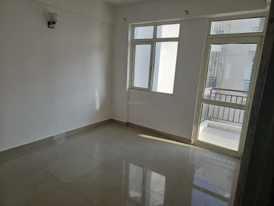 Living Room Image of 1050 Sq.ft 2 BHK Apartment / Flat for rent in Suncity Avenue 76, Sector 76 Gurgaon for Rs. 24000