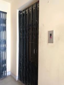 Lift Image of 1250 Sq.ft 3 BHK Apartment / Flat for rent in Parnasree Residential Apartment, Parnasree Pally Kolkata for Rs. 20000