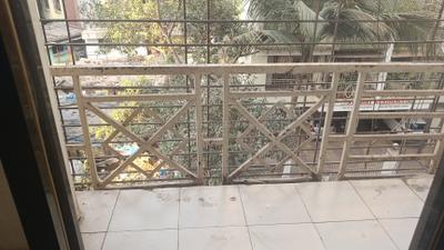 Living Room Image of 615 Sq.ft 1 BHK Apartment / Flat for sale in Seawoods Navi Mumbai for Rs. 7351000