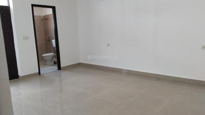 Bedroom Image of 1360 Sq.ft 3 BHK Apartment / Flat for sale in Cosmos Golden Heights, Crossings Republik Ghaziabad for Rs. 11000000