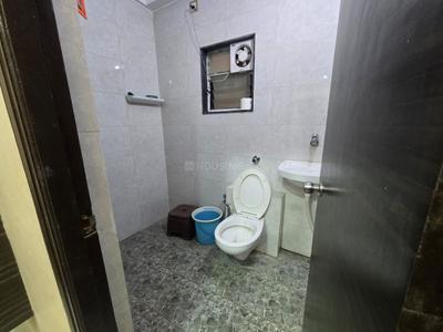 Bathroom Image of 1000 Sq.ft 2 BHK Apartment / Flat for rent in Sama Savli Vadodara for Rs. 20000