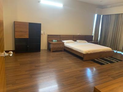 Bedroom Image of 2900 Sq.ft 4 BHK Apartment / Flat for rent in Amanora Aspire Towers, Hadapsar Pune for Rs. 130000