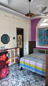 Bedroom Image of 400 Sq.ft 1 BHK Builder Floor for rent in Naktala Kolkata for Rs. 10000