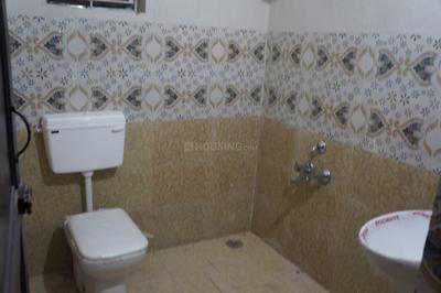 Bathroom Image of 810 Sq.ft 2 BHK Apartment / Flat for sale in Thiruneermalai Chennai for Rs. 4605750