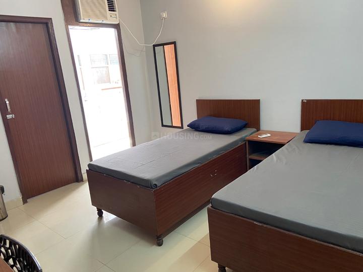 Bedroom Image of Vizima Kosmos Boys PG and Hostel in Sector 126, Noida