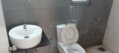 Bathroom Image of 1250 Sq.ft 2 BHK Apartment / Flat for rent in Adani Aster Neo, Shantigram Ahmedabad for Rs. 38000