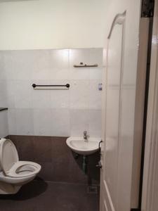 Bathroom Image of 1433 Sq.ft 3 BHK Apartment / Flat for rent in Akshayam VGP Selva Nagar, Velachery Chennai for Rs. 35000