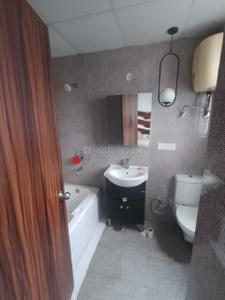 Bathroom Image of 990 Sq.ft 2 BHK Apartment / Flat for rent in Nirala Greenshire, Noida Extension Greater Noida for Rs. 26000
