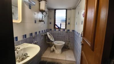 Bathroom Image of 850 Sq.ft 2 BHK Apartment / Flat for sale in Atul Trans Residency, Andheri East Mumbai for Rs. 16000000