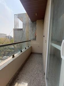 Balcony Image of 915 Sq.ft 2 BHK Builder Floor for rent in Rajouri Garden New Delhi for Rs. 35000