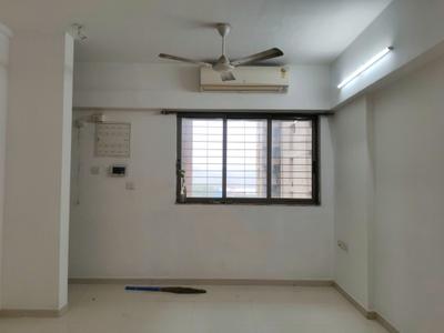 Living Room Image of 850 Sq.ft 1.5 BHK Apartment / Flat for sale in Lodha Splendora, Kasarvadavali Thane for Rs. 7500000