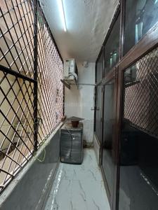 Balcony Image of 900 Sq.ft 3 BHK Builder Floor for rent in Mahavir Enclave New Delhi for Rs. 32000