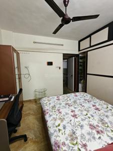 Bedroom Image of 600 Sq.ft 1 BHK Apartment / Flat for rent in Cumballa Hill Mumbai for Rs. 95000