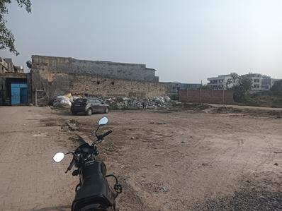 Image of 450 Sq.ft Residential Plot / Land for sale in Mundka, New Delhi for Rs. 999999