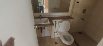 Image of 1650 Sq.ft 3 BHK Apartment / Flat for sale in DLF Capital Greens Phase 1 And 2, Karampura, New Delhi for Rs. 26800000