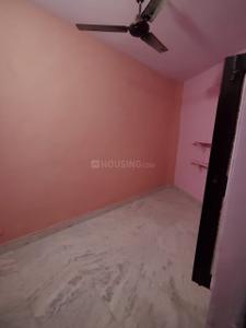 Bedroom Image of 1200 Sq.ft 2.5 BHK Independent House for rent in Mahavir Enclave New Delhi for Rs. 24500